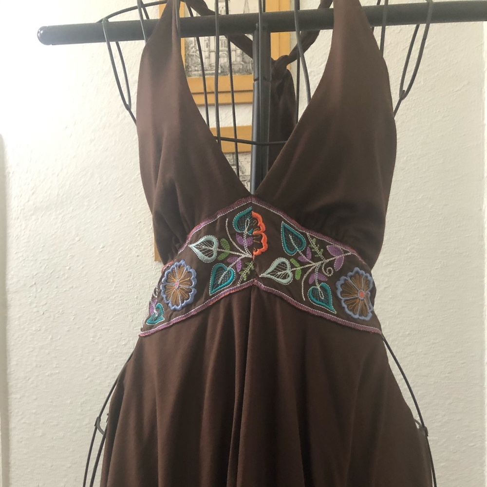 Halter with flowers